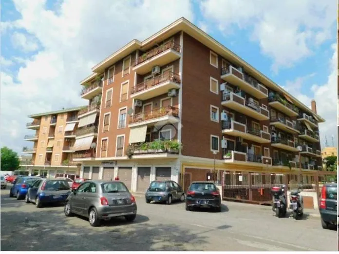 Apartment Banksy'S House In Rome Intero Appartamento